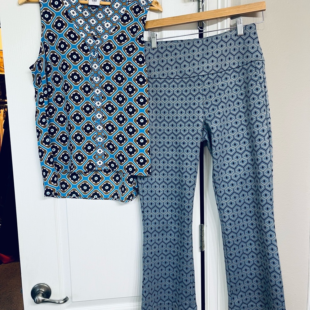 CAbi Blue and Black Ankle Cropped Pants